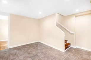 910 9th St, Galveston, TX 77550 - Photo 37