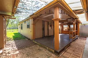 8606 Guinevere St, Houston, TX 77029 - Photo 29