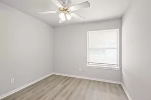 18726 Droitwich Dr, Humble, TX 77346 - Photo 13