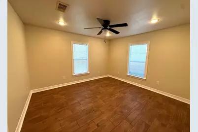 307 Sue Street, Houston, TX 77009 - Photo 17