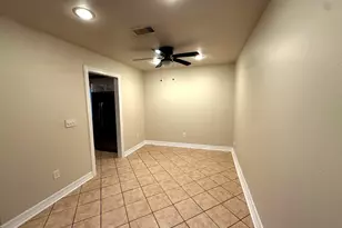 307 Sue St, Houston, TX 77009 - Photo 7