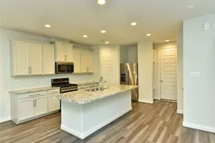 9907 Smokehouse Silo Ln, Houston, TX 77080 - Photo 3