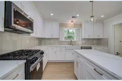 1602 Baker Drive, Tomball, TX 77375 - Photo 19