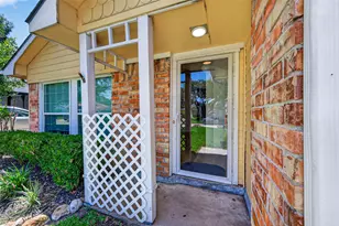 9303 Autumn Harvest Dr, Houston, TX 77064 - Photo 11