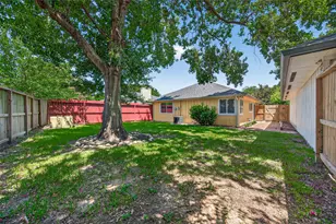 9303 Autumn Harvest Dr, Houston, TX 77064 - Photo 27