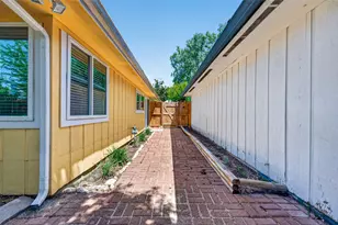 9303 Autumn Harvest Dr, Houston, TX 77064 - Photo 23
