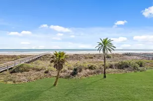 19023 Kahala Dr E, Galveston, TX 77554 - Photo 35