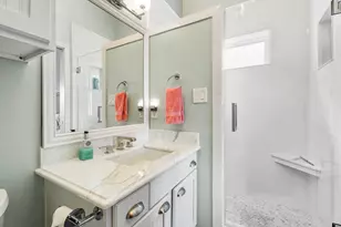 19023 Kahala Dr E, Galveston, TX 77554 - Photo 23