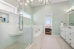 19023 Kahala Dr E, Galveston, TX 77554 - Photo 19