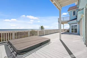 19023 Kahala Dr E, Galveston, TX 77554 - Photo 33