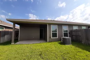 9881 Grosbeak Ln, Magnolia, TX 77354 - Photo 19