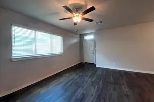 9881 Grosbeak Ln, Magnolia, TX 77354 - Photo 3