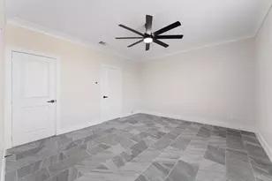 1908 Dismuke St, Houston, TX 77023 - Photo 29