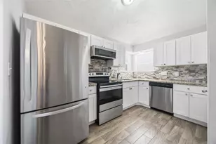 6911 Foxport Ln, Humble, TX 77338 - Photo 9