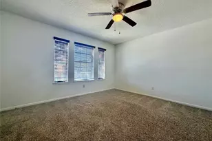 16907 Dusty Mill Dr W, Sugar Land, TX 77498 - Photo 15