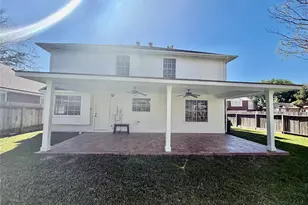 16907 Dusty Mill Dr W, Sugar Land, TX 77498 - Photo 19