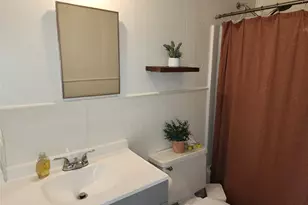 1104 Sycamore St, Navasota, TX 77868 - Photo 15