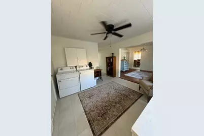 1104 Sycamore Street, Navasota, TX 77868 - Photo 9