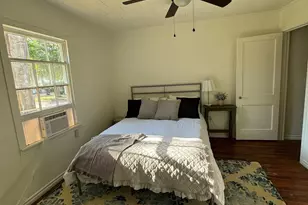 1104 Sycamore St, Navasota, TX 77868 - Photo 13