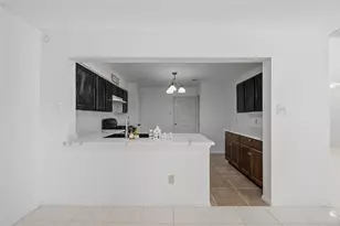 9219 Belle Glen Dr, Houston, TX 77099 - Photo 11