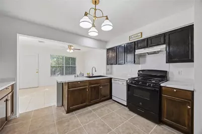 9219 Belle Glen Drive, Houston, TX 77099 - Photo 13
