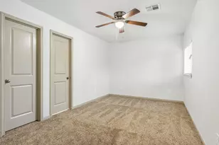 918 Shady Ln, Conroe, TX 77301 - Photo 13