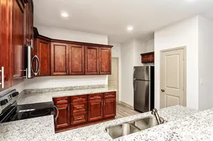918 Shady Ln, Conroe, TX 77301 - Photo 7