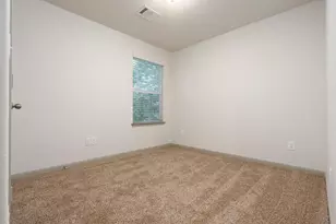 918 Shady Ln, Conroe, TX 77301 - Photo 15