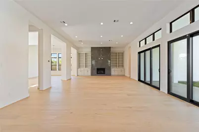 1458 Oak Tree Drive, Houston, TX 77055 - Photo 9