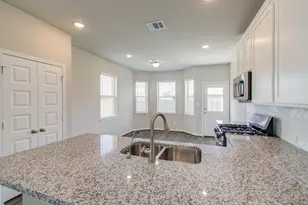 8438 Quiet Bay Dr, Baytown, TX 77523 - Photo 15