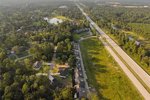 87 Lakeway Ct Ct, Conroe, TX 77304 - Photo 41