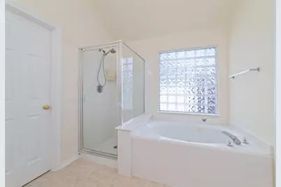 15111 Snow Hill Court, Sugar Land, TX 77498 - Photo 25