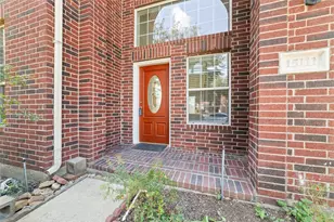 15111 Snow Hill Ct, Sugar Land, TX 77498 - Photo 3