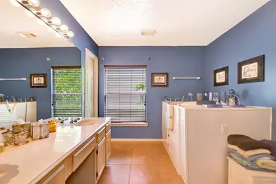123 W Trillium Court, The Woodlands, TX 77381 - Photo 31