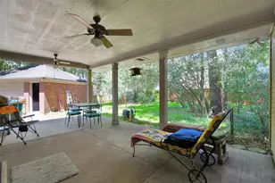 123 W Trillium Ct, The Woodlands, TX 77381 - Photo 39