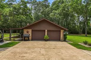 412 Commanche Trail, Wallisville, TX 77597 - Photo 5