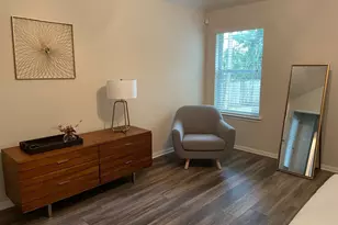 31 W Spindle Tree Cir, The Woodlands, TX 77382 - Photo 7