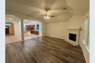 31 W Spindle Tree Circle, The Woodlands, TX 77382 - Photo 39