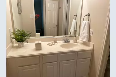 31 W Spindle Tree Circle, The Woodlands, TX 77382 - Photo 15