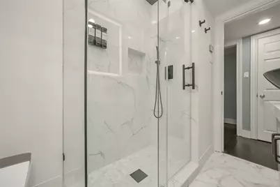 1919 W McKinney Street, Houston, TX 77019 - Photo 25