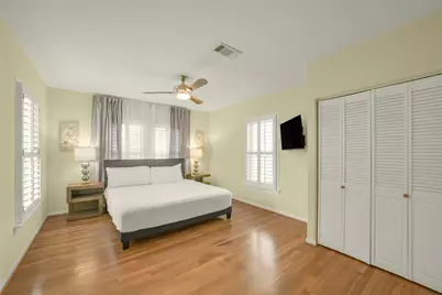 1919 W McKinney Street, Houston, TX 77019 - Photo 5