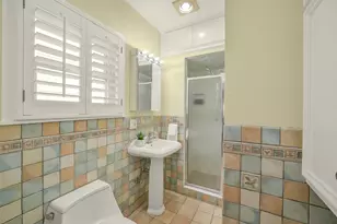 1919 W McKinney St, Houston, TX 77019 - Photo 33