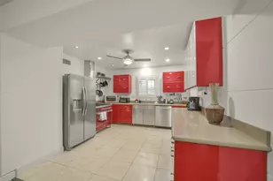 1919 W McKinney St, Houston, TX 77019 - Photo 7