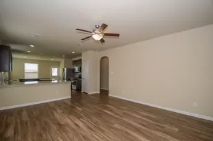 16910 Devon Dogwood Trail, Richmond, TX 77407 - Photo 3