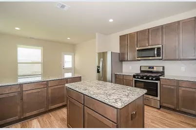 16910 Devon Dogwood Trail, Richmond, TX 77407 - Photo 5