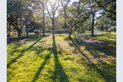 5059 Winding Way, Dickinson, TX 77539 - Photo 9