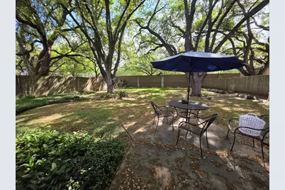 1326 Ashwood Drive, Sugar Land, TX 77498 - Photo 9