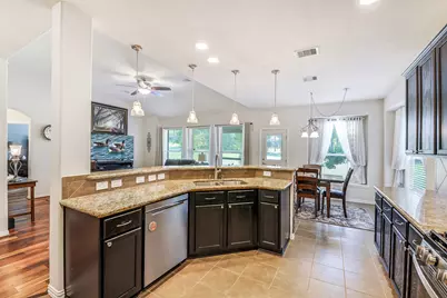 5 Stone Creek, Conroe, TX 77304 - Photo 15