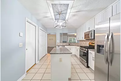 18178 Holly Green Drive, Houston, TX 77084 - Photo 11