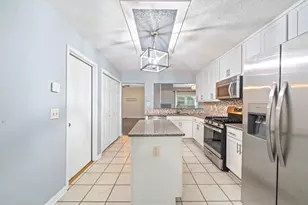 18178 Holly Green Dr, Houston, TX 77084 - Photo 11